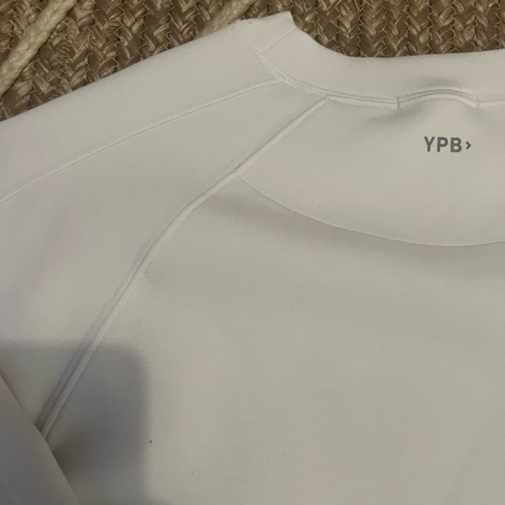 YPB neoKnit Crew Neck (Abercrombie & Fitch Athletic Brand)